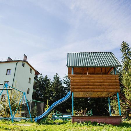 Zelenyy Bir Hotell Skhidnytsia Exteriör bild