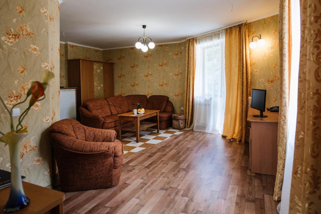 Zelenyy Bir Hotell Skhidnytsia Exteriör bild